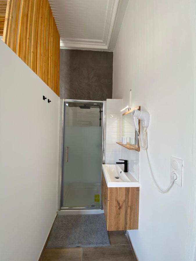 Capstay Roubaix Lille Private Shower & Netflix Екстер'єр фото